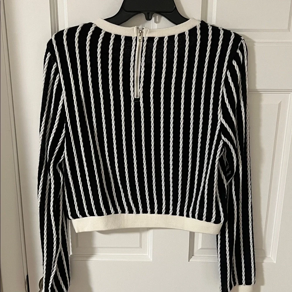 English Factory Women’s Cropped Knit Top Black/white cabled stripes Size Small